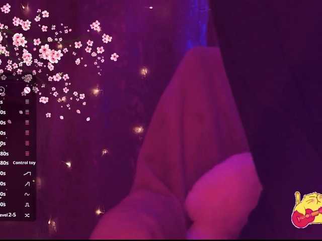 Karo1ina1 live cam on BongaCams