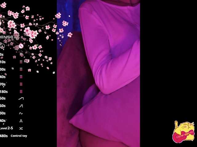 Karo1ina1 live cam on BongaCams