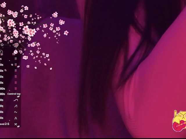 Karo1ina1 live cam on BongaCams