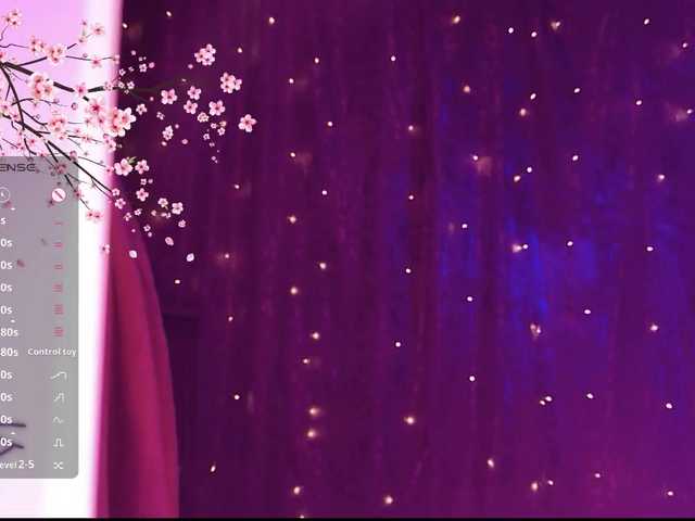 Karo1ina1 live cam on BongaCams