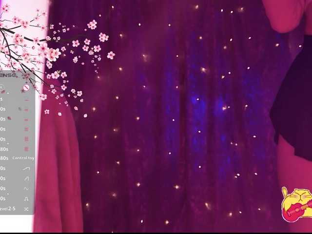 Karo1ina1 live cam on BongaCams