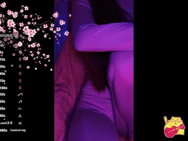 Karo1ina1 live cam on BongaCams