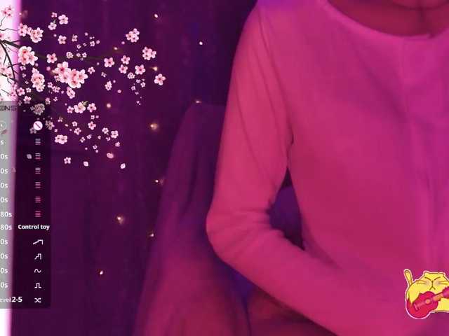 Karo1ina1 live cam on BongaCams