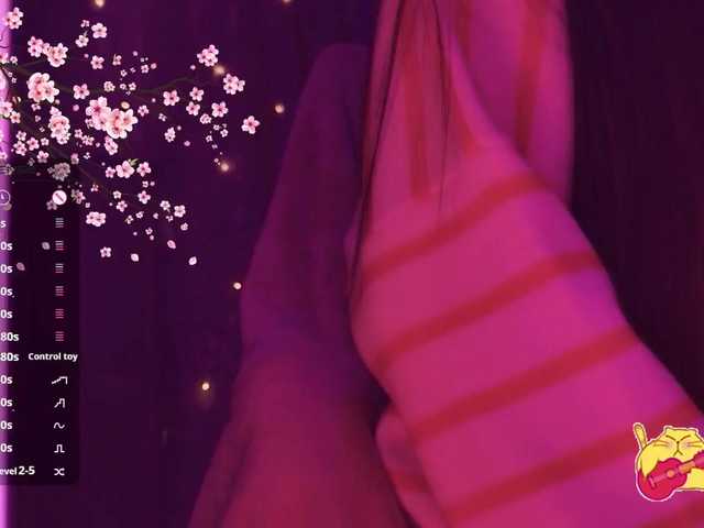 Karo1ina1 live cam on BongaCams