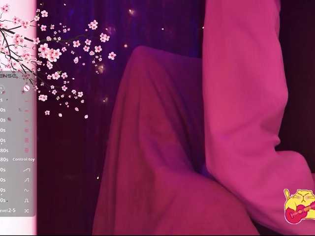 Karo1ina1 live cam on BongaCams