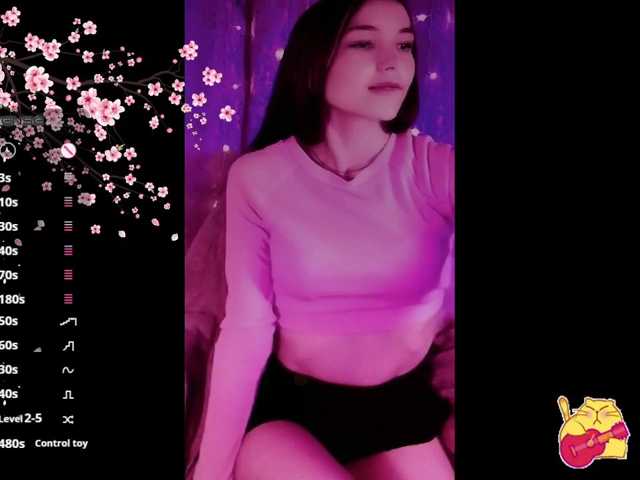 Karo1ina1, en vivo ahora en BongaCams