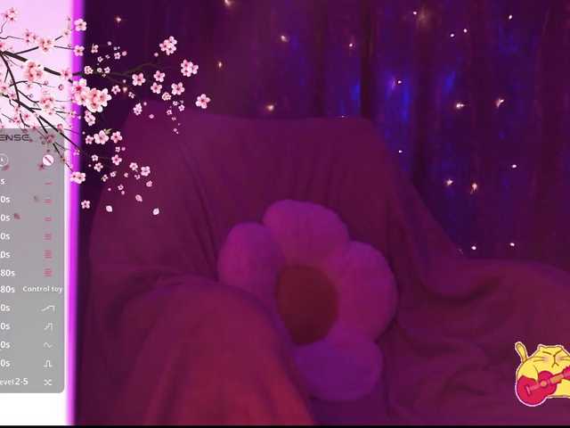 Karo1ina1 live cam on BongaCams
