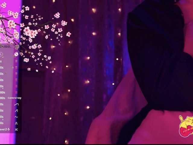 Karo1ina1 live cam on BongaCams