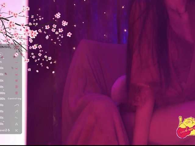 Karo1ina1 live cam on BongaCams