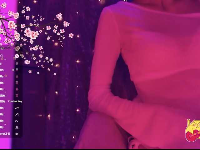 Karo1ina1 live cam on BongaCams
