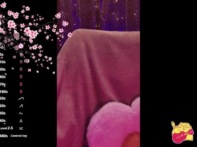 Karo1ina1 live cam on BongaCams