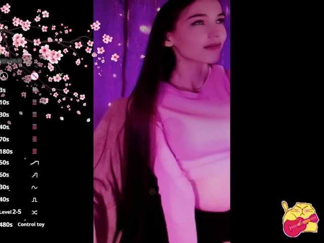 Karo1ina1 live cam on BongaCams