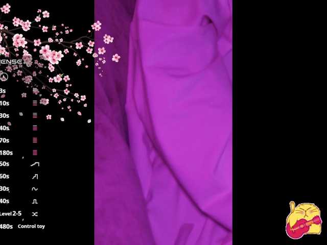 Karo1ina1 live cam on BongaCams