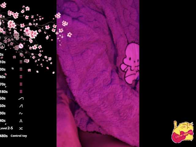 Karo1ina1 live cam on BongaCams
