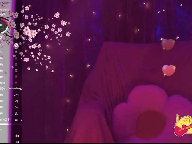 Karo1ina1 live cam on BongaCams