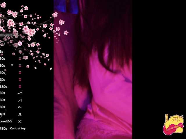 Karo1ina1, en directo ahora en BongaCams