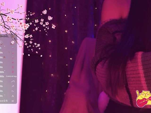 Karo1ina1 live cam on BongaCams