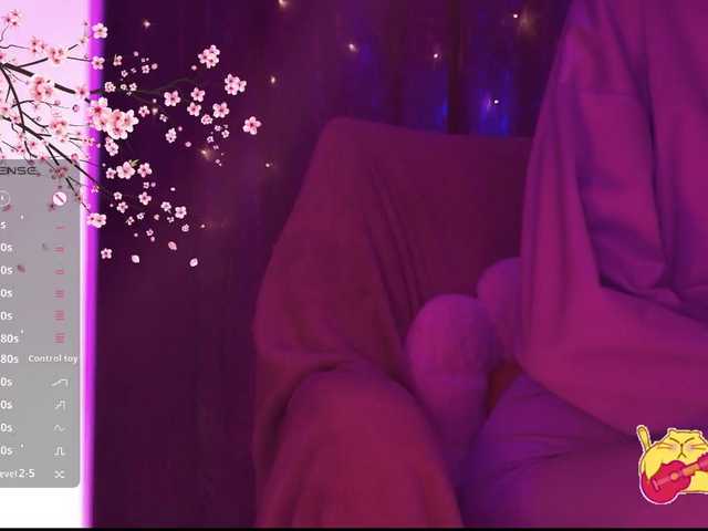 Karo1ina1 live cam on BongaCams