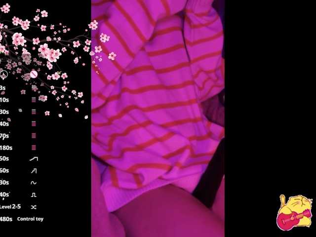 Karo1ina1 live cam on BongaCams