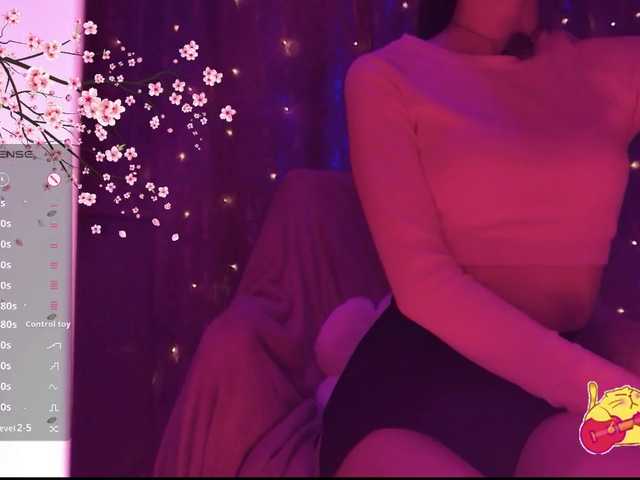 Karo1ina1 live cam on BongaCams