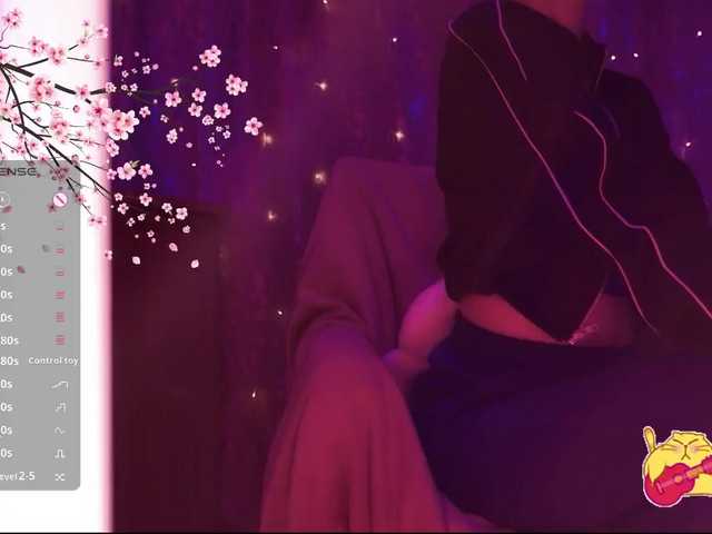 Karo1ina1 live cam on BongaCams