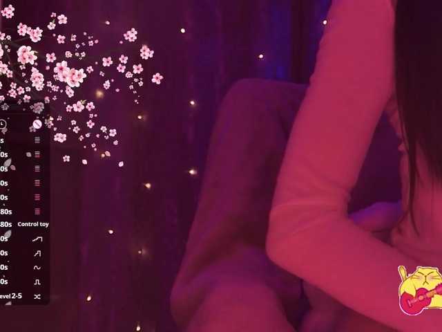Karo1ina1 live cam on BongaCams