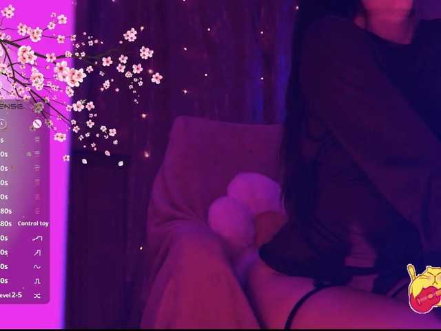 Karo1ina1 live cam on BongaCams