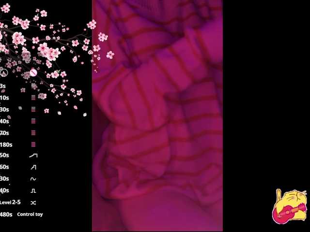 Karo1ina1 live cam on BongaCams