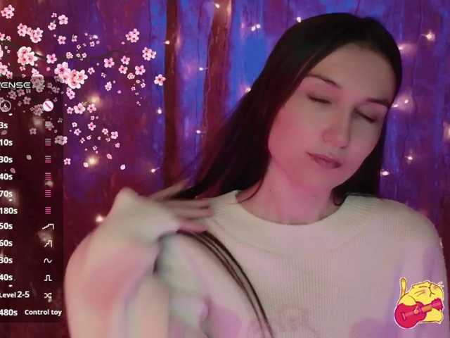 Karo1ina1 live cam on BongaCams