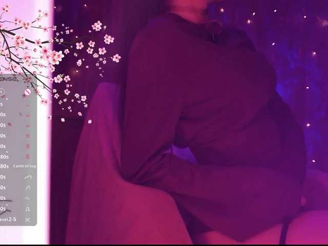 Karo1ina1 live cam on BongaCams