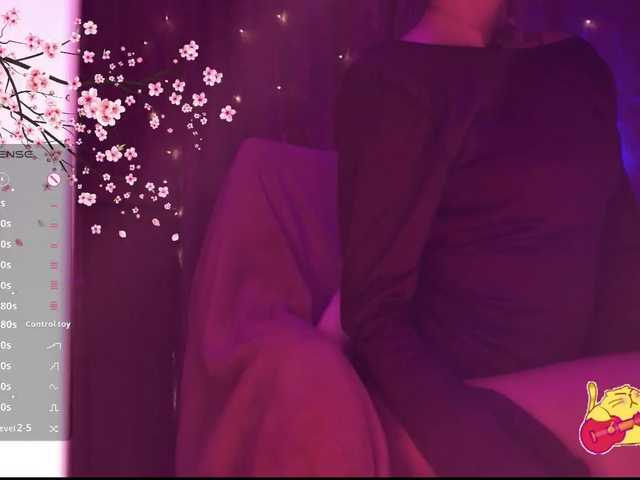 Karo1ina1 live cam on BongaCams