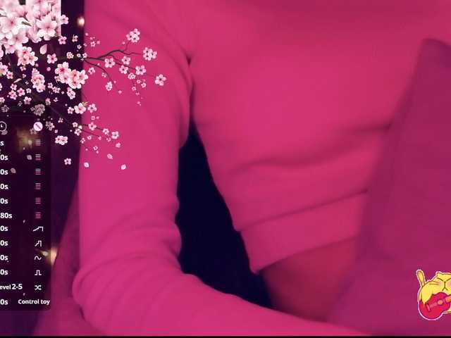 Karo1ina1 live cam on BongaCams
