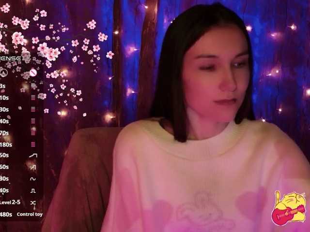 Karo1ina1 live cam on BongaCams