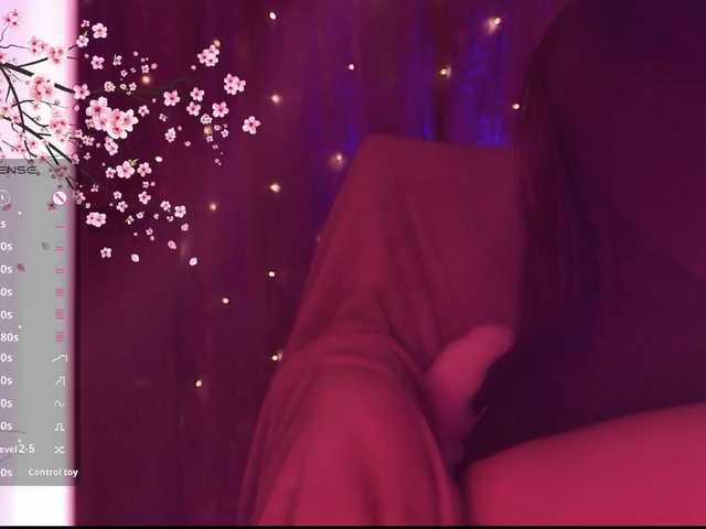 Karo1ina1 live cam on BongaCams