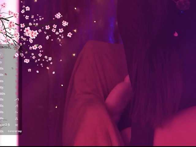 Karo1ina1 live cam on BongaCams