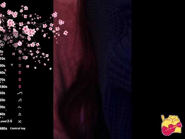 Karo1ina1 live cam on BongaCams