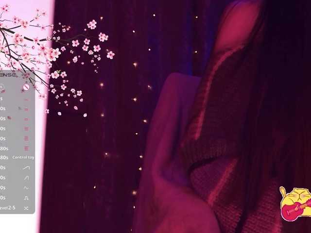 Karo1ina1 live cam on BongaCams