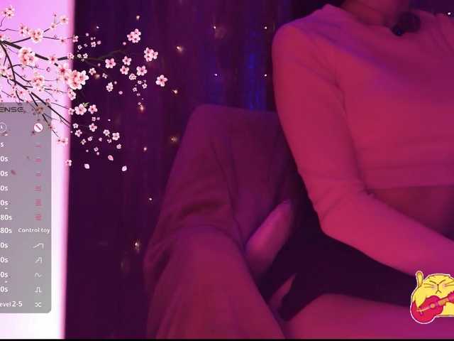 Karo1ina1 live cam on BongaCams