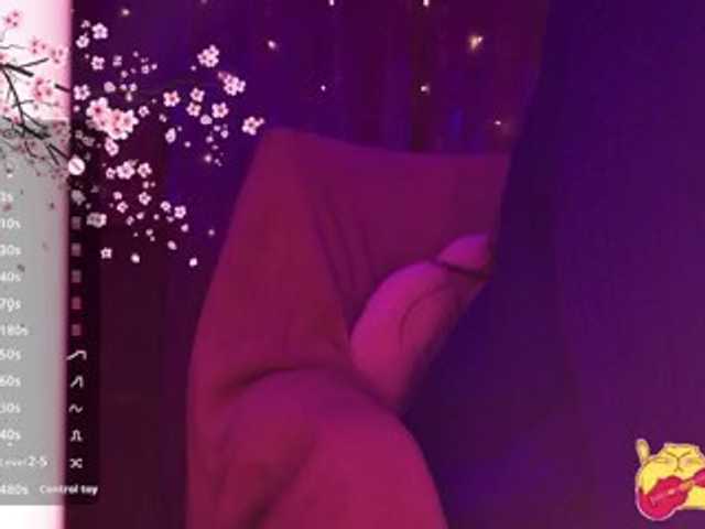 Karo1ina1 live cam on BongaCams