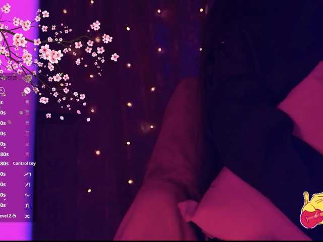 Karo1ina1 live cam on BongaCams