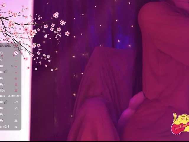 Karo1ina1 live cam on BongaCams