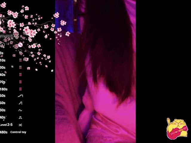 Karo1ina1 live cam on BongaCams