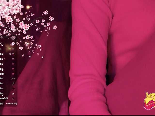 Karo1ina1 live cam on BongaCams