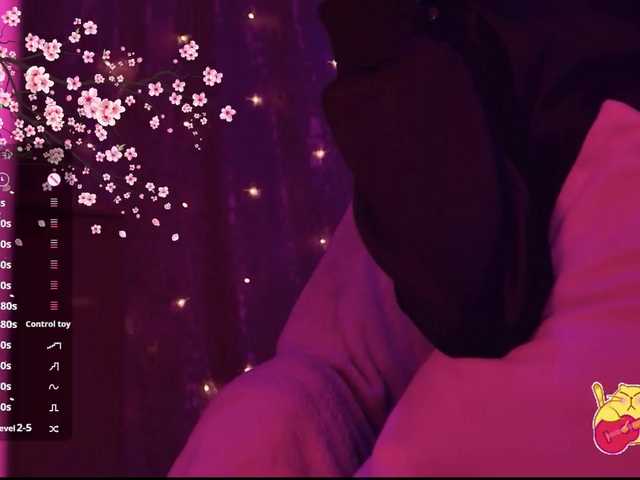 Karo1ina1 live cam on BongaCams