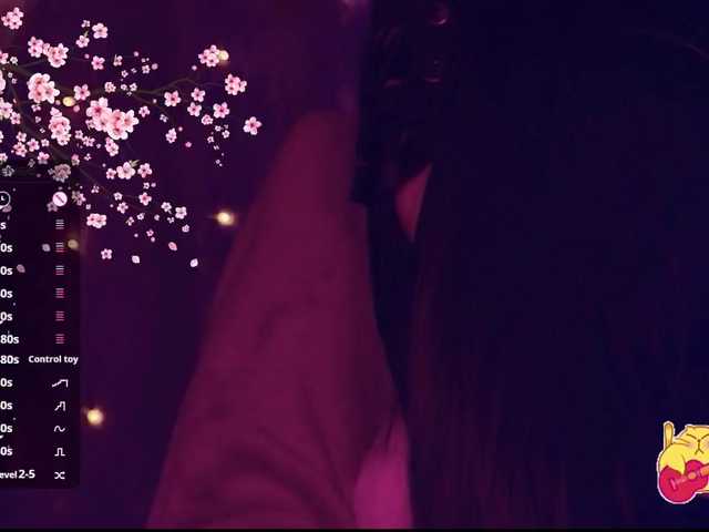 Karo1ina1 live cam on BongaCams