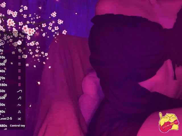 Karo1ina1 live cam on BongaCams