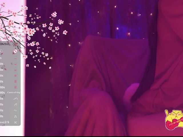 Karo1ina1 live cam on BongaCams
