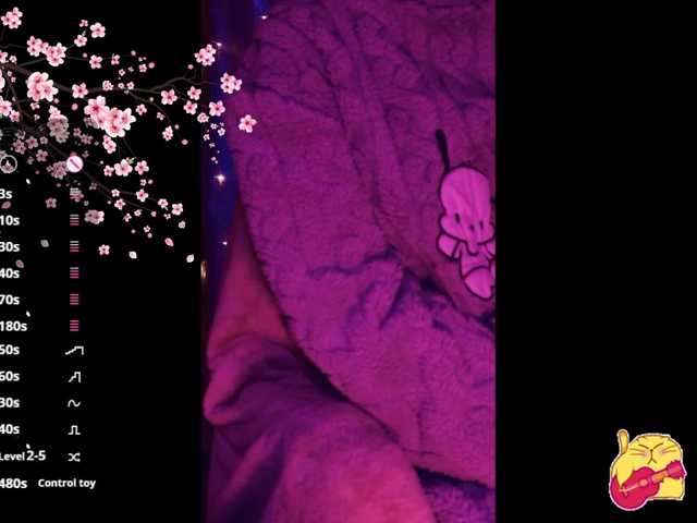 Karo1ina1 live cam on BongaCams