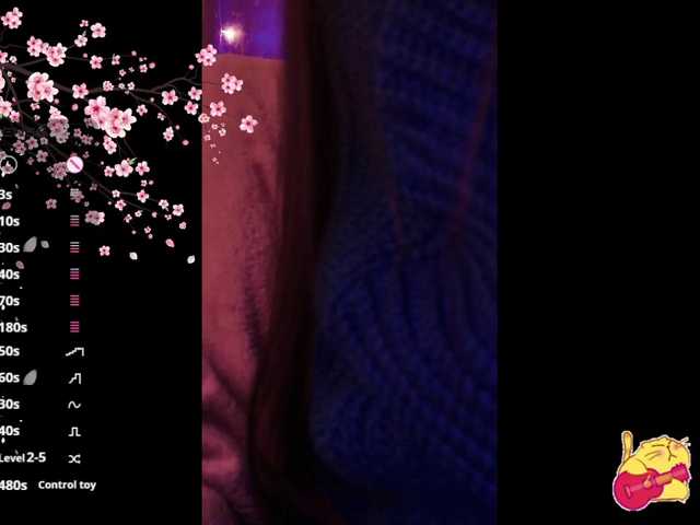 Karo1ina1 live cam on BongaCams