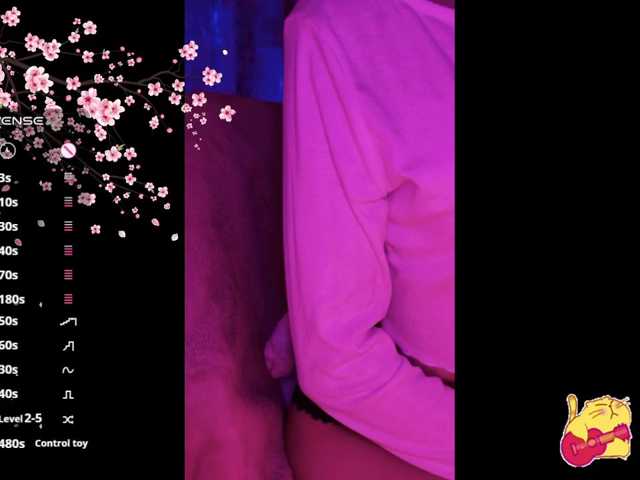 Karo1ina1 live cam on BongaCams